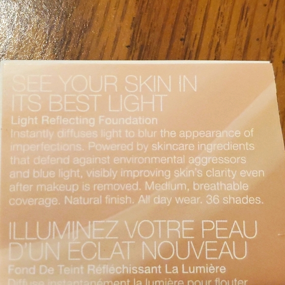 Nars Light Reflecting Foundation sample card - Picture 2 of 3